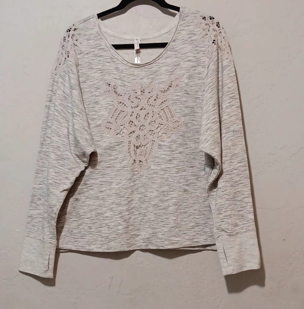 Free People Movement Sweatshirt Long Sleeve Lace Thumble Hole Gray  SzL/G